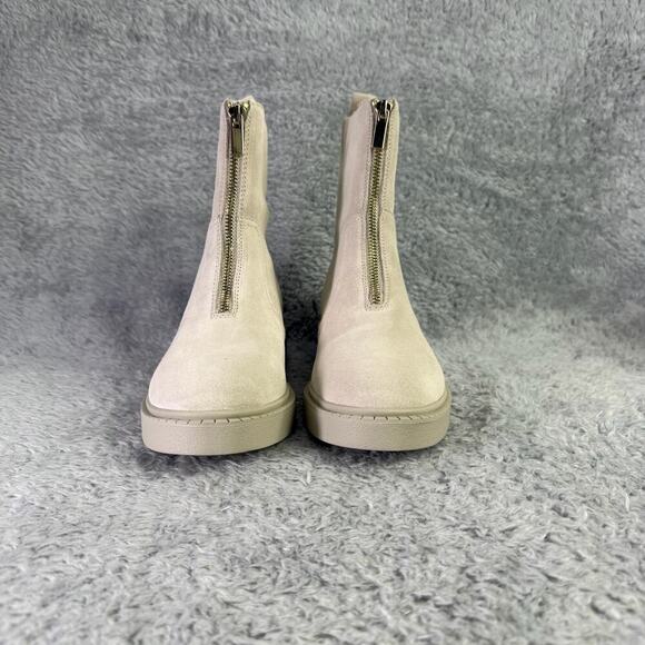 Andre Assous Vernon Bootie Women's Size 6.5 Taupe Water Resistant Ankle Boot - Picture 2 of 9